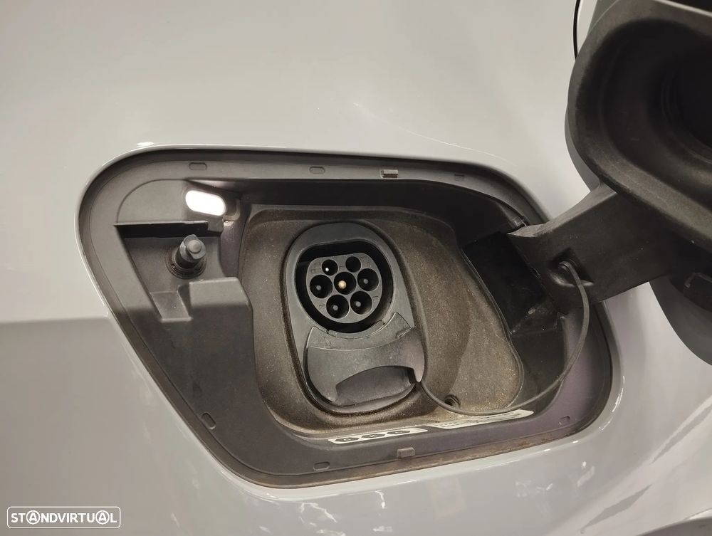 Volkswagen ID.3 Pro Confort — fotografia 13