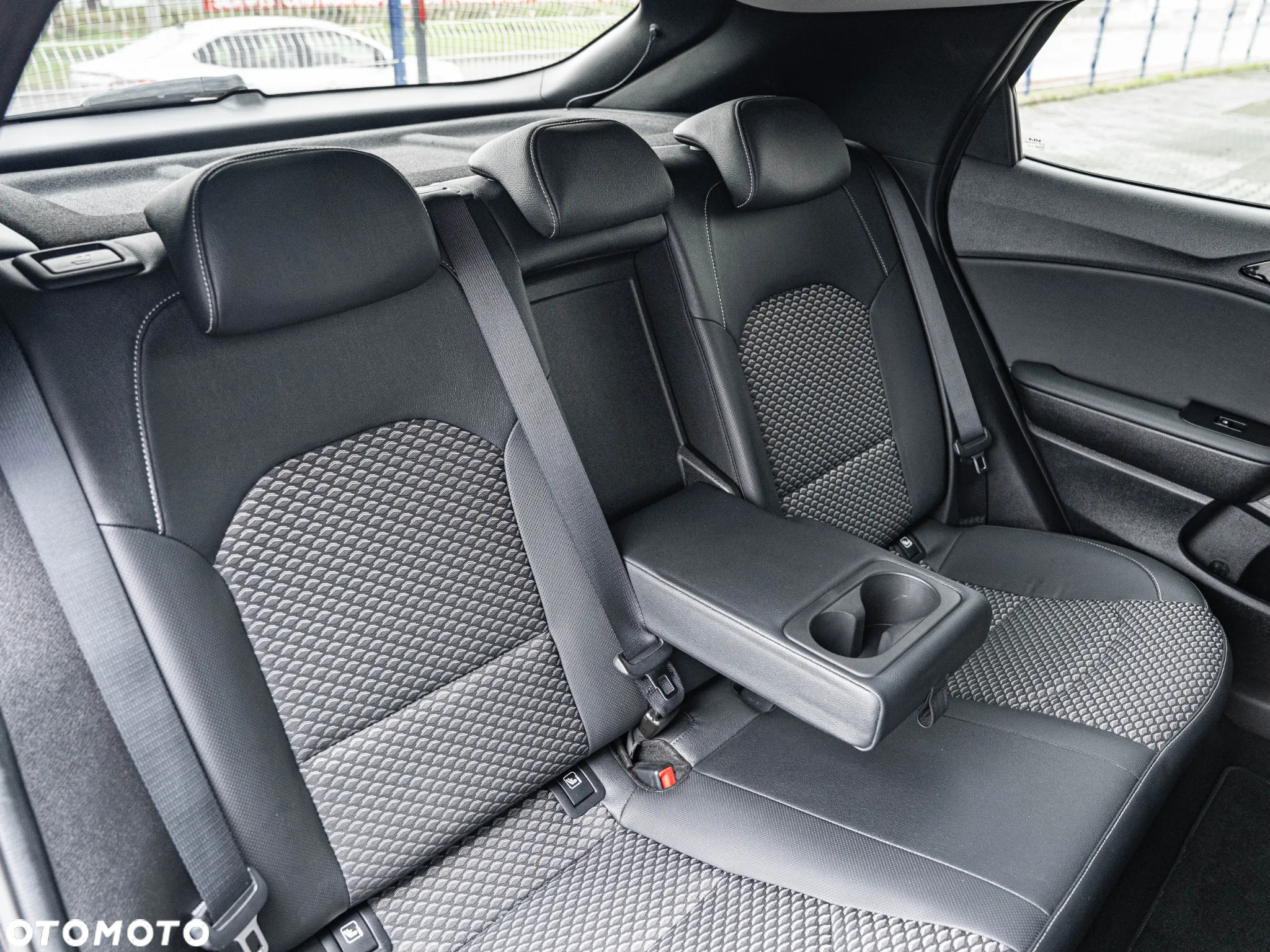 Kia XCeed 1.5 T-GDI Prestige Line DCT - 30