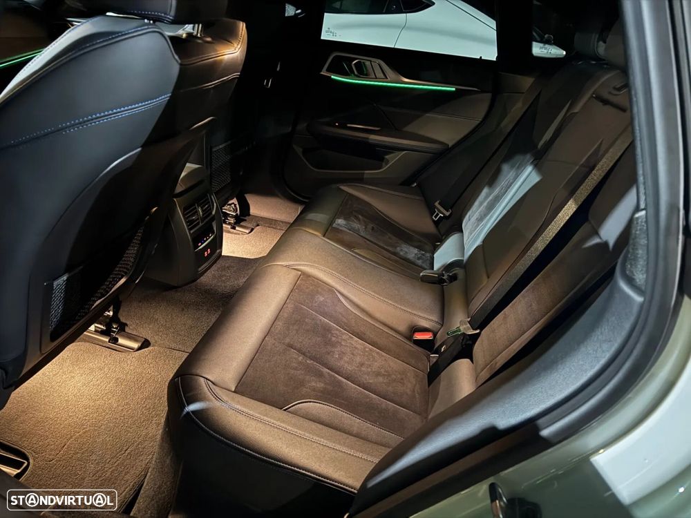 BMW i4 eDrive40 Pack Desportivo M - 35