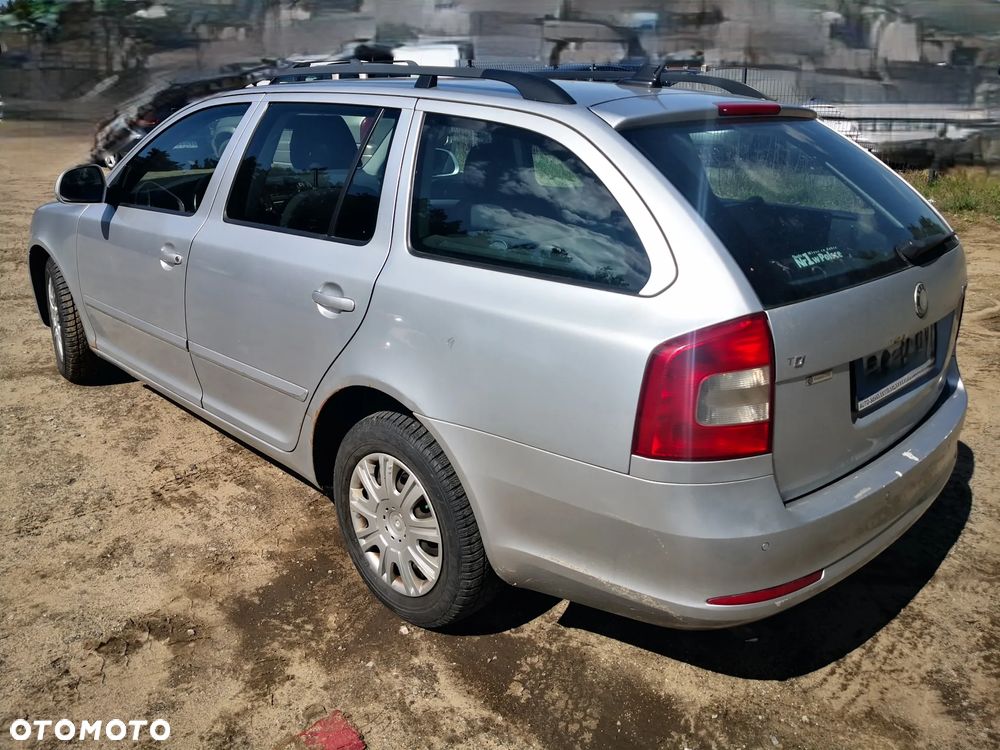 Skoda Octavia - 2
