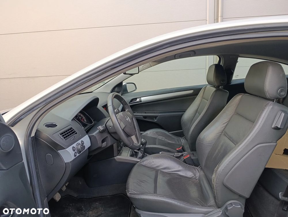 Opel Astra 1.6 Sport - 16