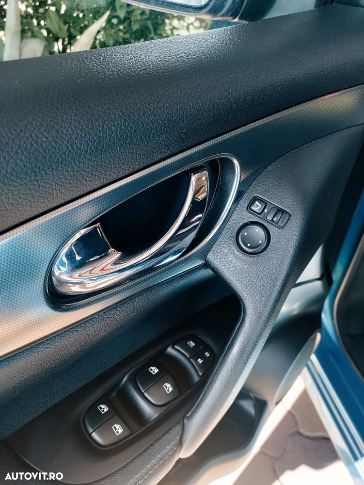 Nissan Qashqai DIG-T Start/Stop N-Connecta - 22