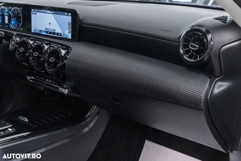 Mercedes-Benz A 180 7G-DCT Advanced Progressive - 36