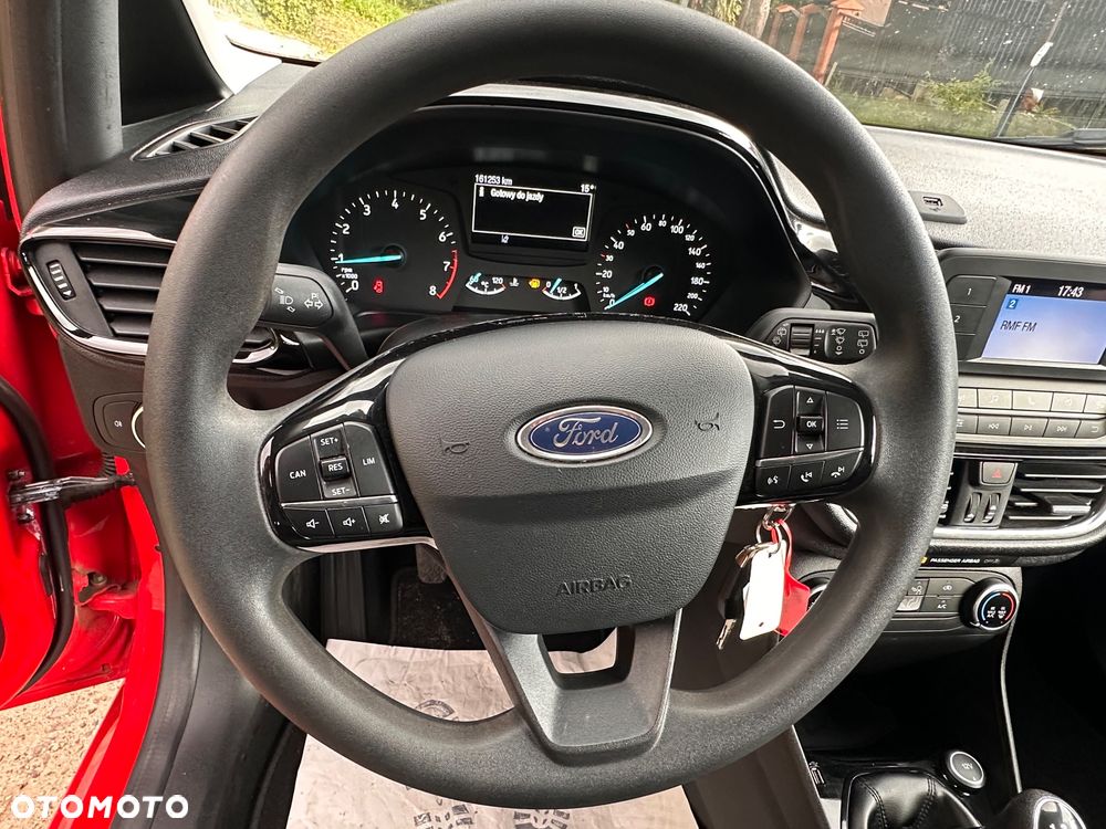 Ford Fiesta 1.1 Trend - 23