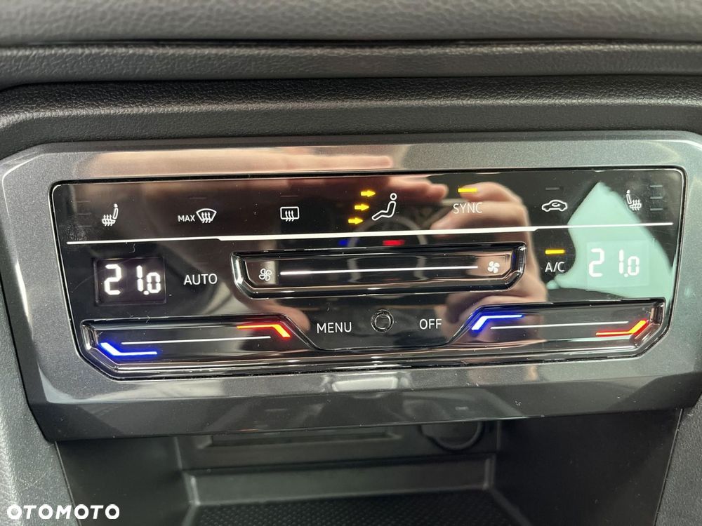 Volkswagen Tiguan - 23