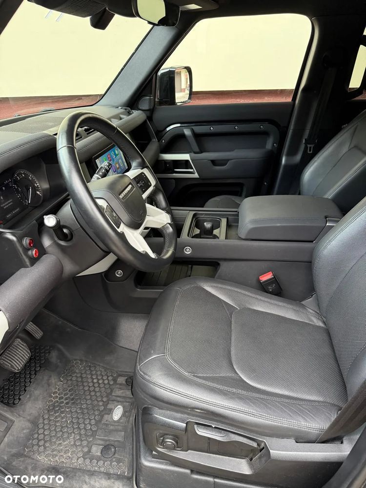 Land Rover Defender 110 P300 S - 20
