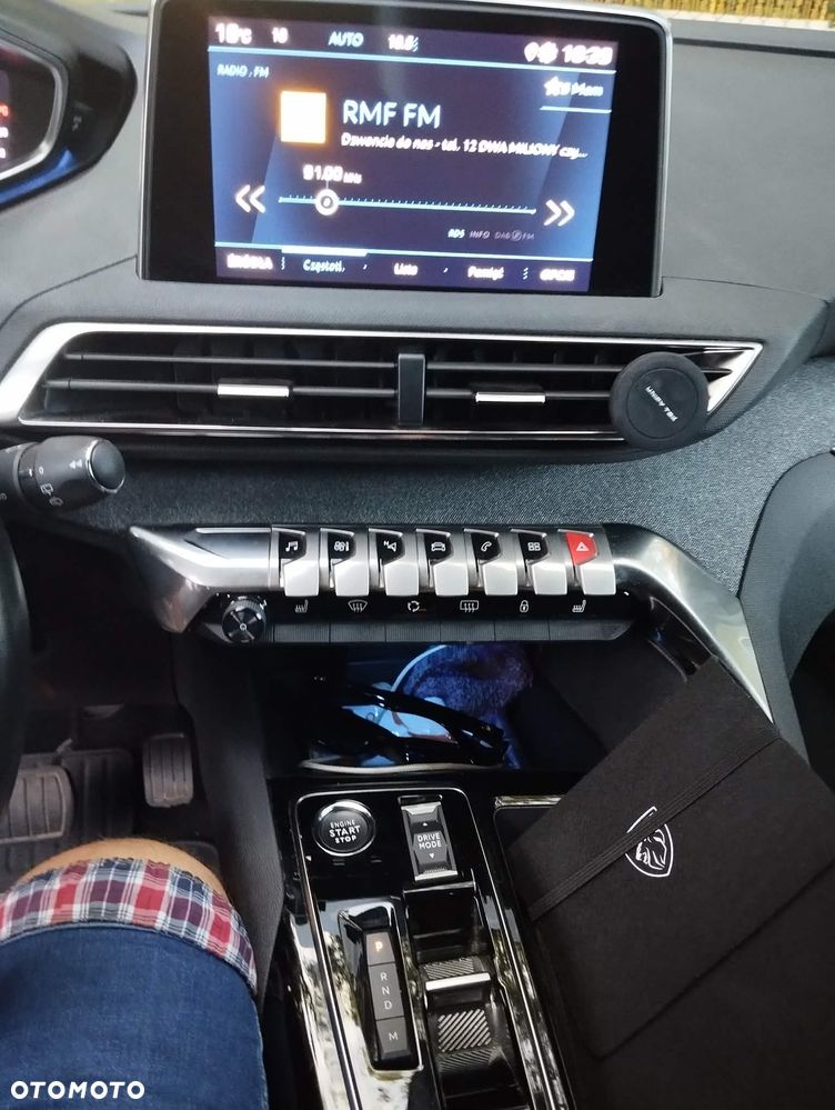Peugeot 3008 1.2 PureTech Allure Pack S&S EAT8 - 3