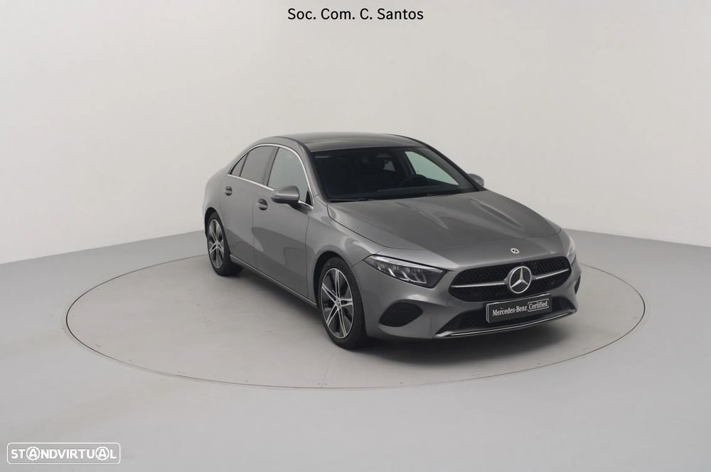 Mercedes-Benz A 180 Limousine d Progressive Aut. - 4