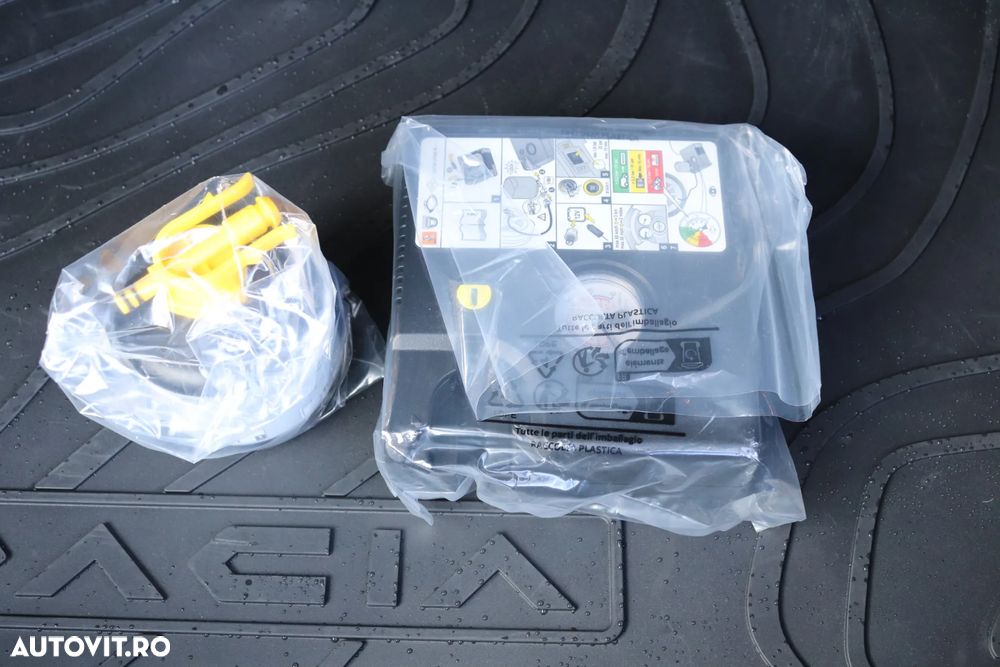 Dacia Duster HEV 155 Extreme - 10