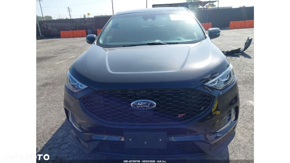 Ford Edge - 2