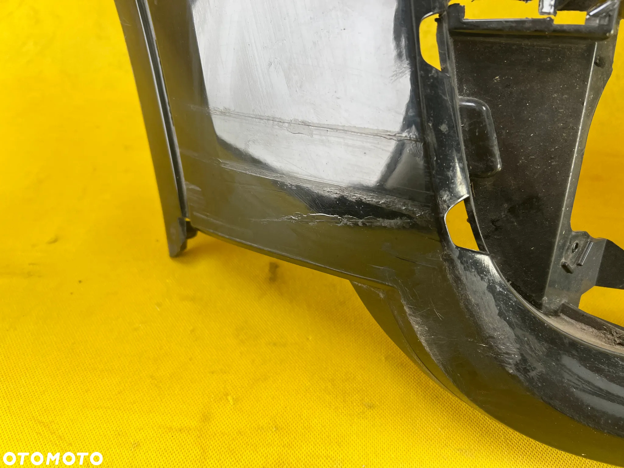 NAROŻNIK ZDERZAKA PRAWY AUDI Q3 8U0807438A ORYGINAŁ - 6