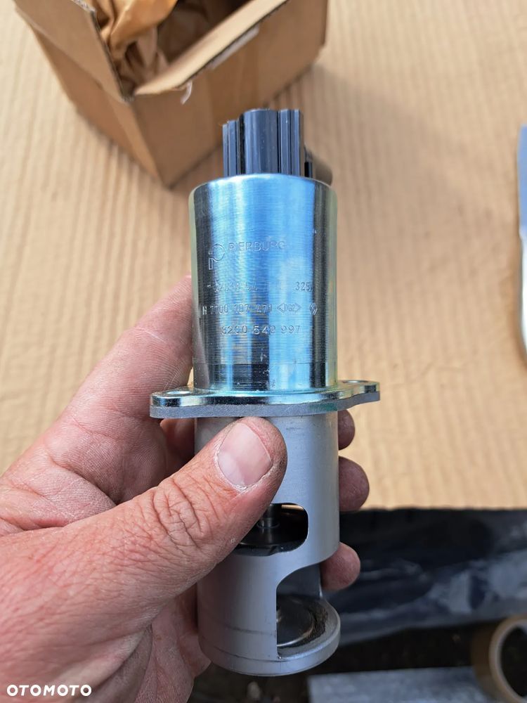 Zawór EGR Mitsubishi Carisma 1.9 DI-D MW30774534 8200542997 Primastar 1.9 dCi Movano A Vivaro A 1.9 DTI Laguna Megane Master II Trafic II Espace IV 1.9 dCi EGR-Ventil - 5