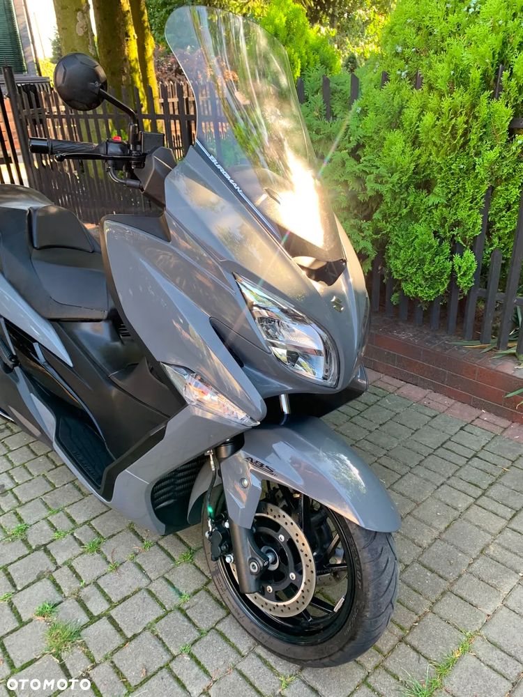 Suzuki Burgman - 3