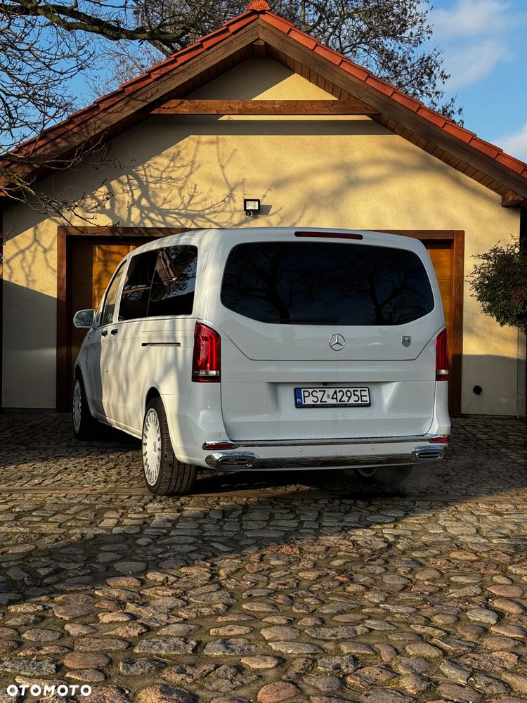 Mercedes-Benz Klasa V - 6