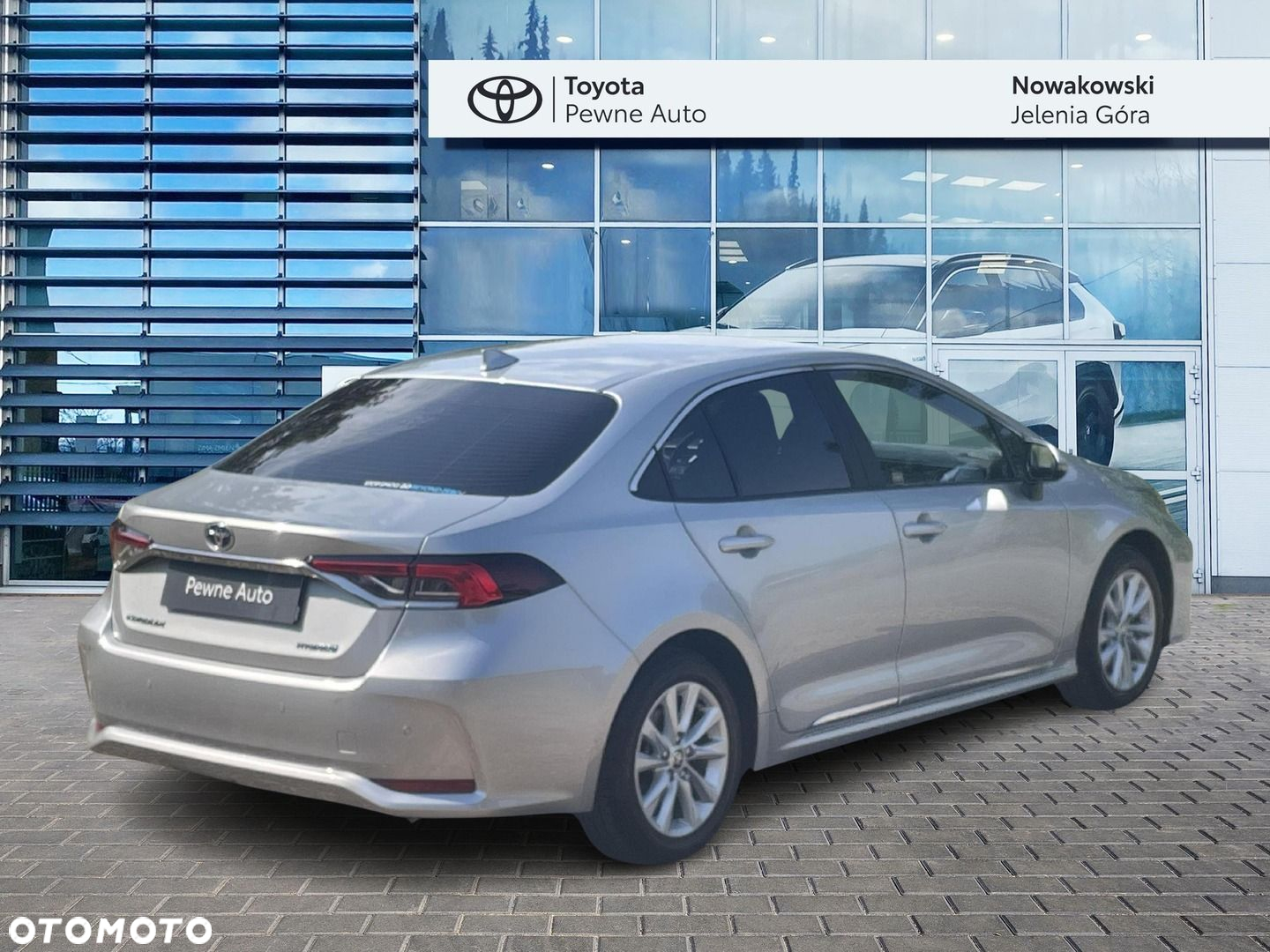 Toyota Corolla - 2