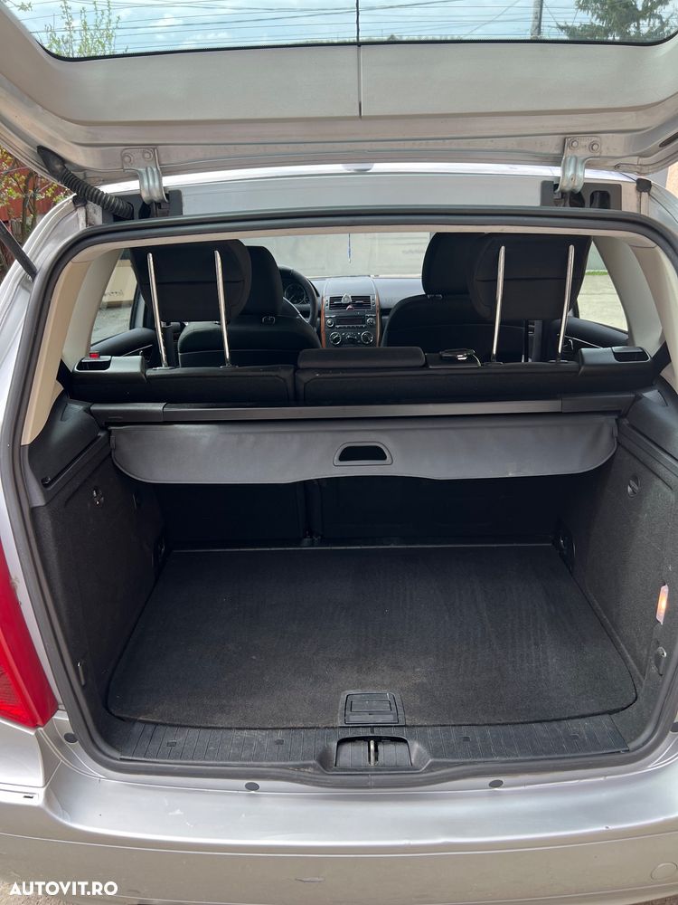 Mercedes-Benz A 180 - 17