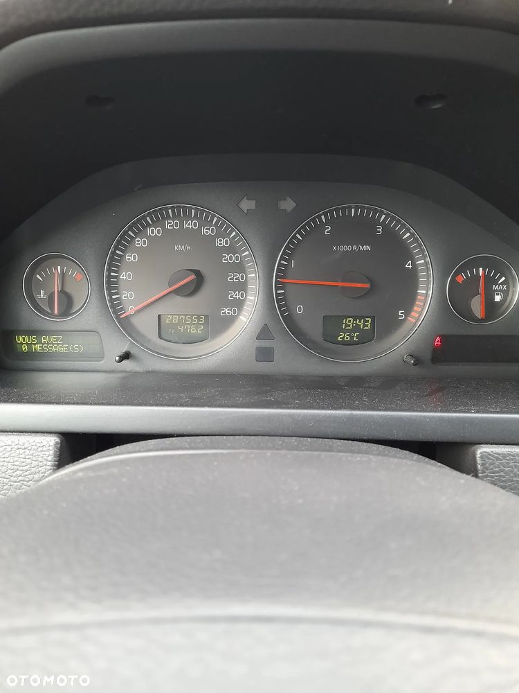 Volvo XC 90 D5 - 13