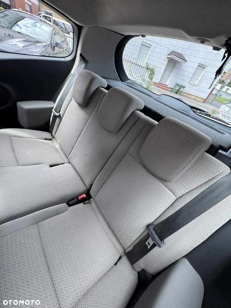 Renault Clio - 10