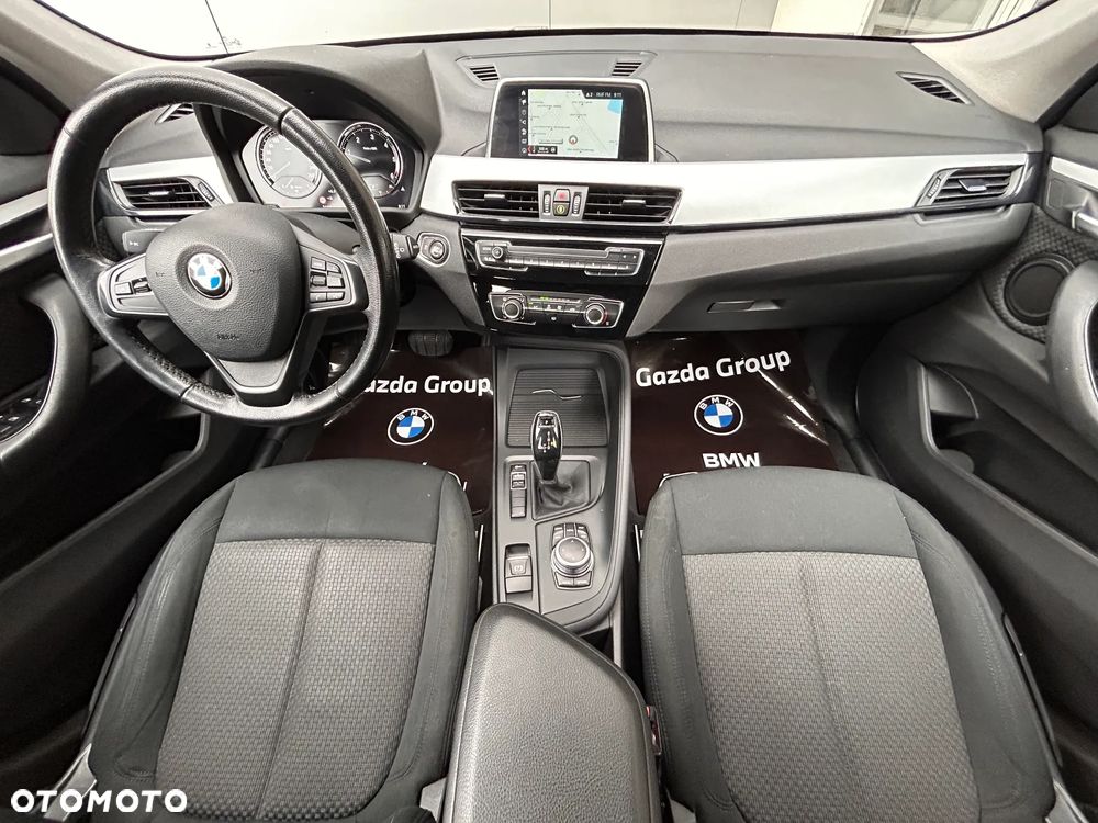 BMW X1 sDrive18d - 27