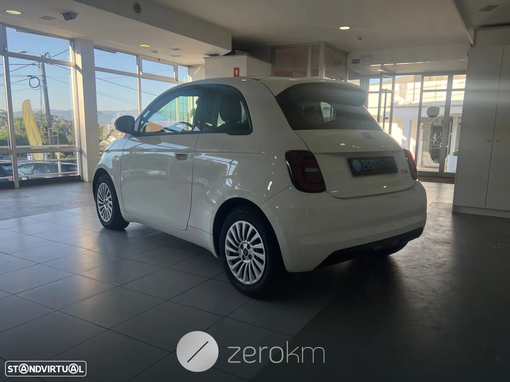 Fiat 500e 3 + 1 42 kWh - 5