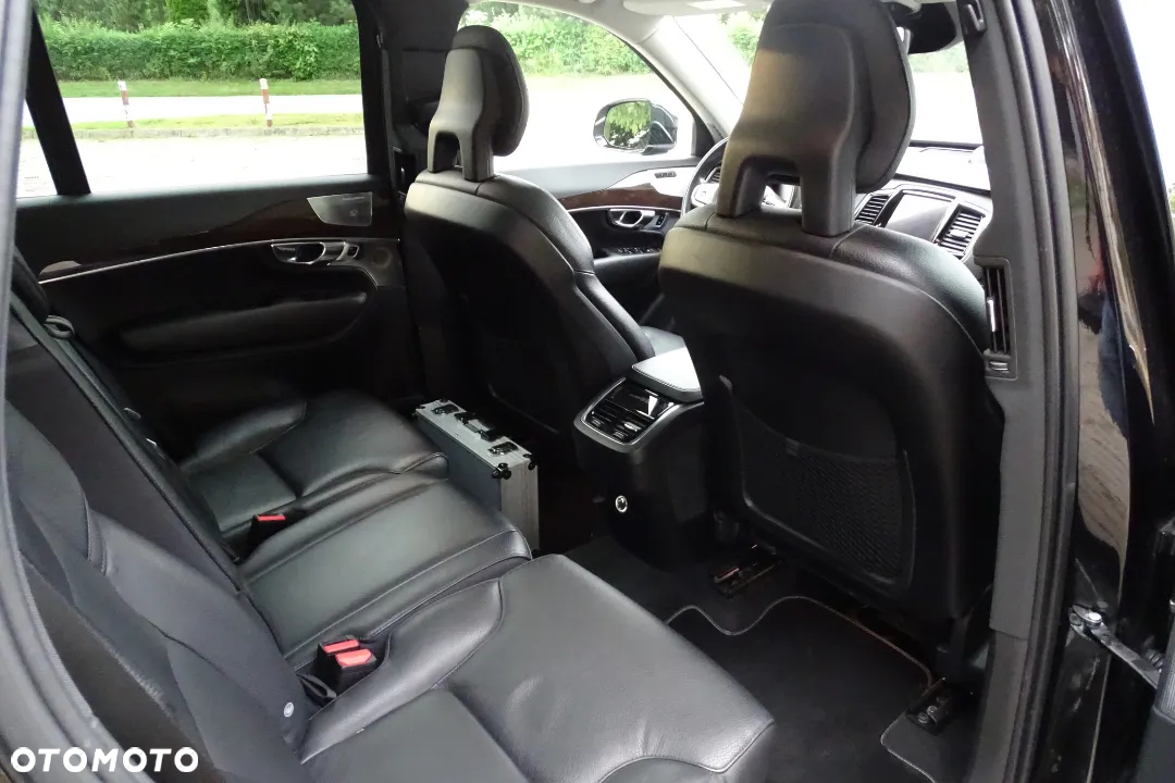 Volvo XC 90 T6 AWD R-Design 7os - 16
