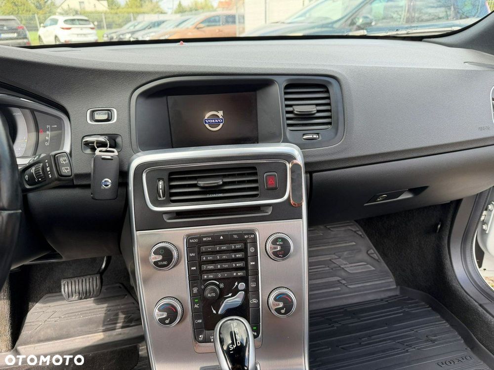Volvo V60 - 8