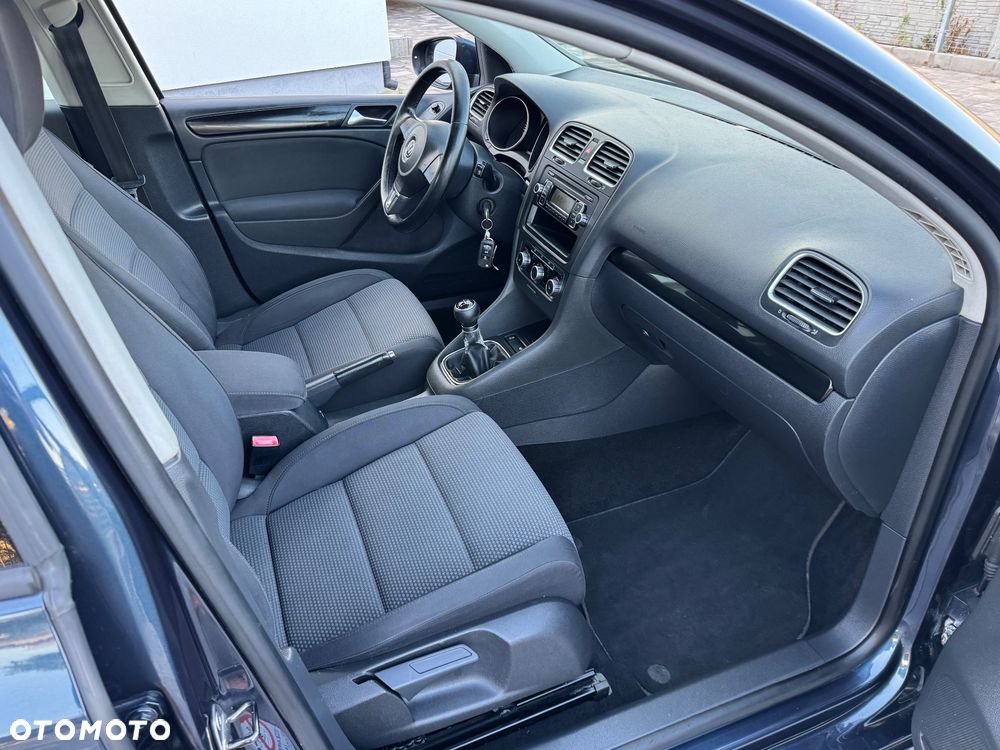 Volkswagen Golf - 9