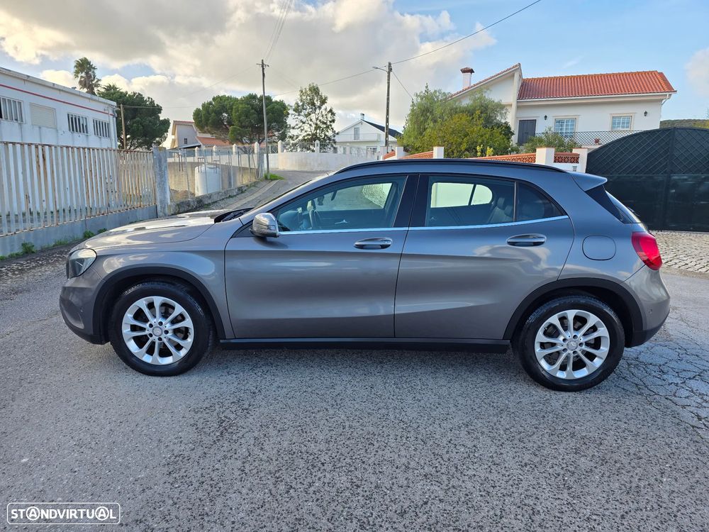 Mercedes-Benz GLA 180 CDI Urban - 2