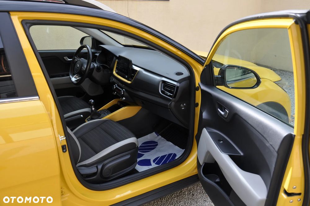 Kia Stonic 1.2 L Business Line - 13