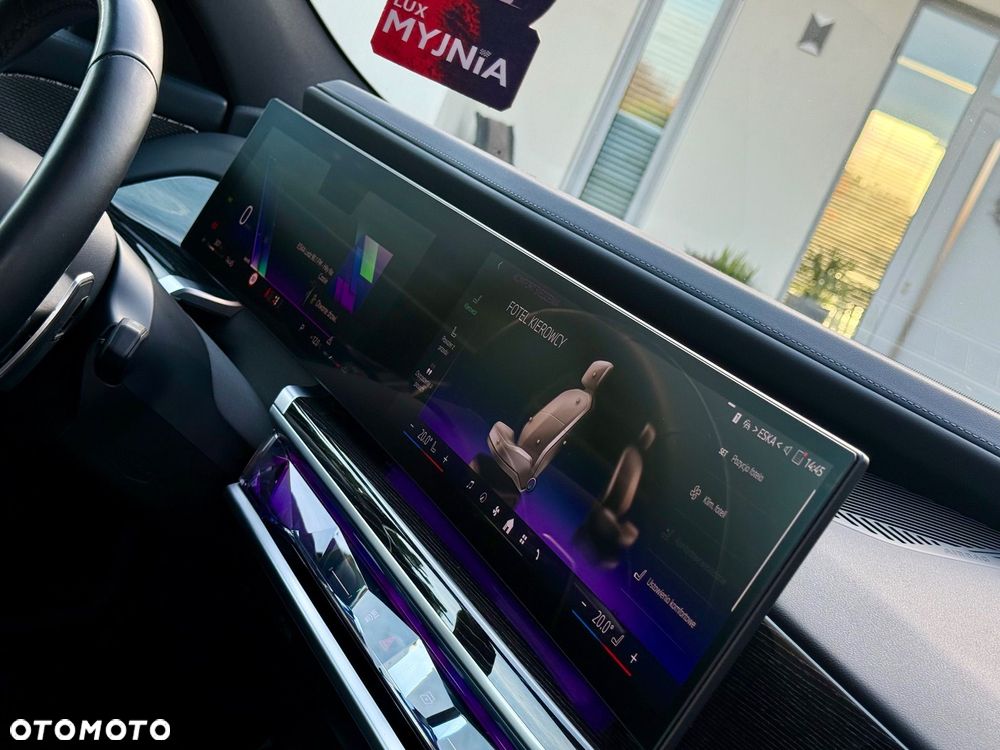 BMW Seria 7 730d xDrive sport - 23