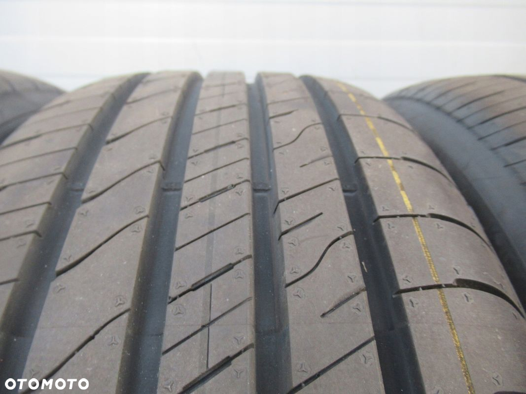 OPONY LATO 4szt GOODYEAR EFFICIENTGRIP PERFORM 2 205/50R17 93V 2025r demo - 4