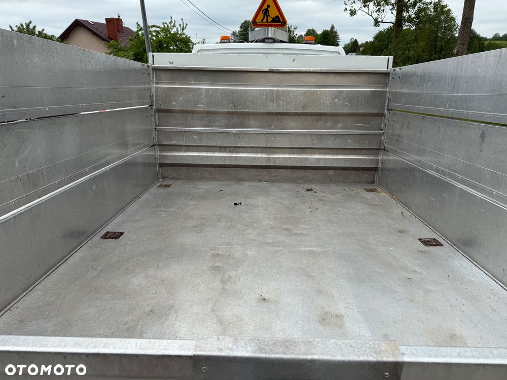 Volkswagen Crafter - 23