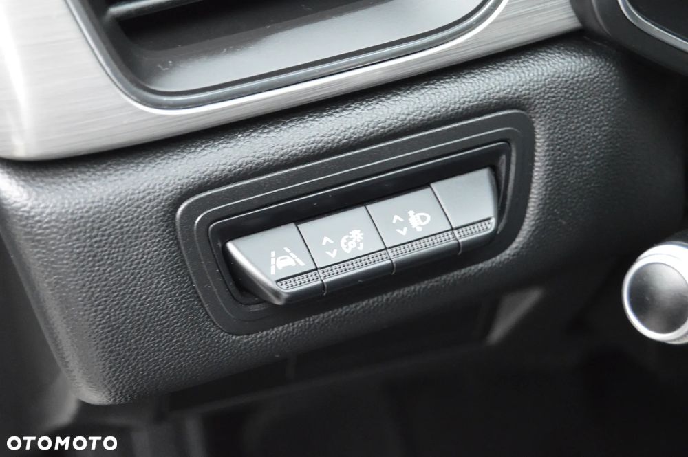 Renault Captur TCe 130 EDC GPF INTENS - 17