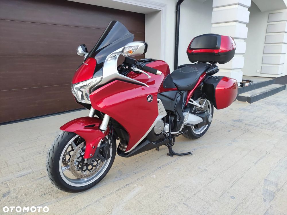 Honda VFR - 1