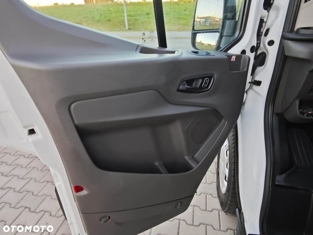 Ford Transit - 16