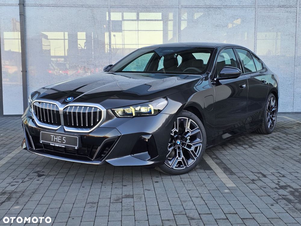 BMW Seria 5 530e xDrive PHEV - 9