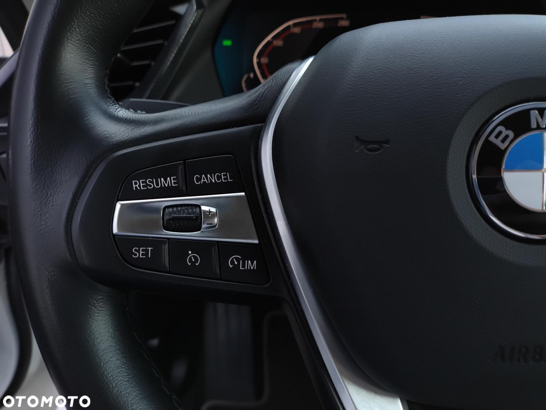 BMW Seria 2 218i - 12