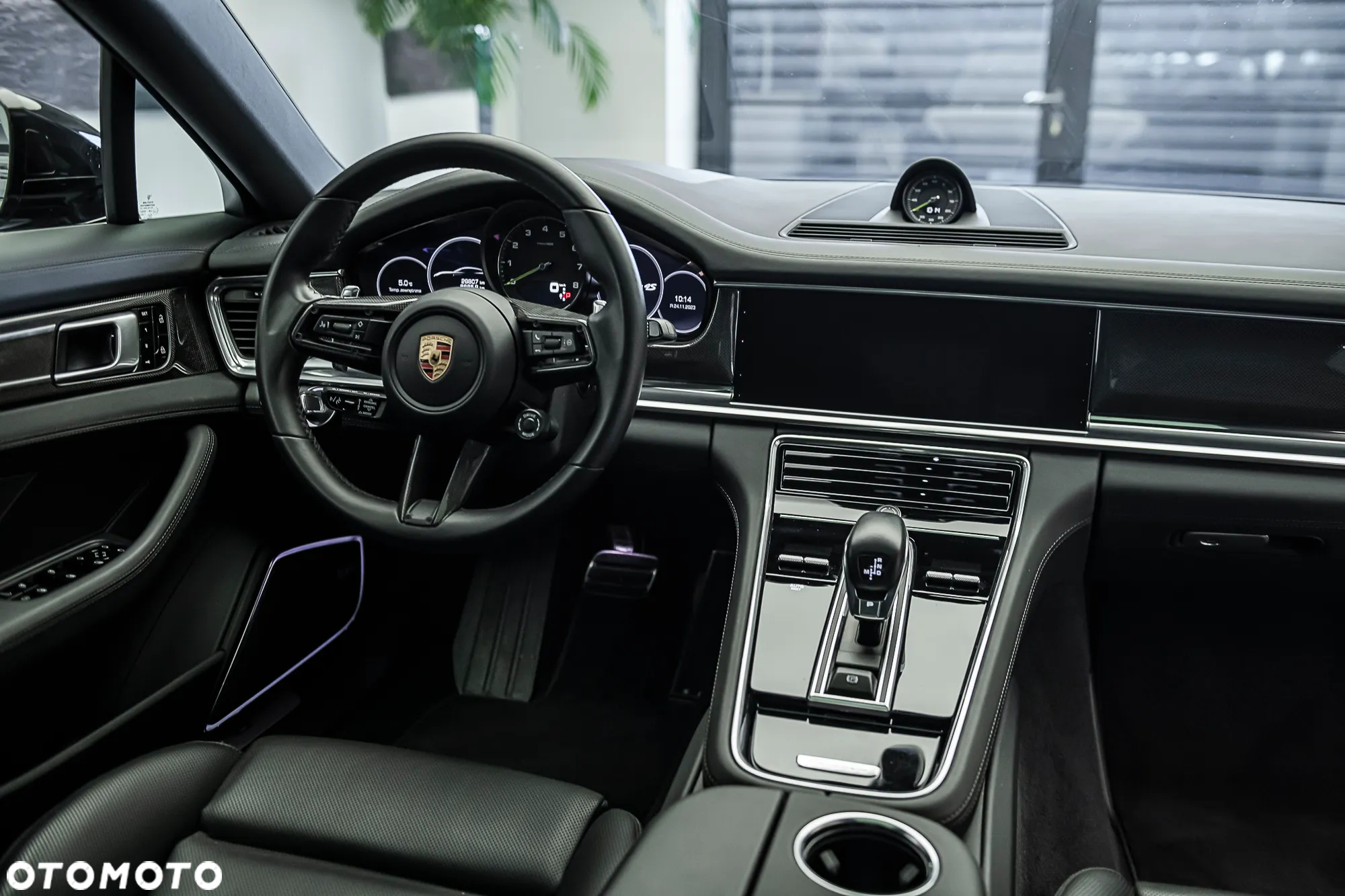 Porsche Panamera - 18