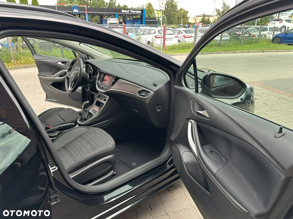 Opel Astra 1.2 Turbo Edition - 17