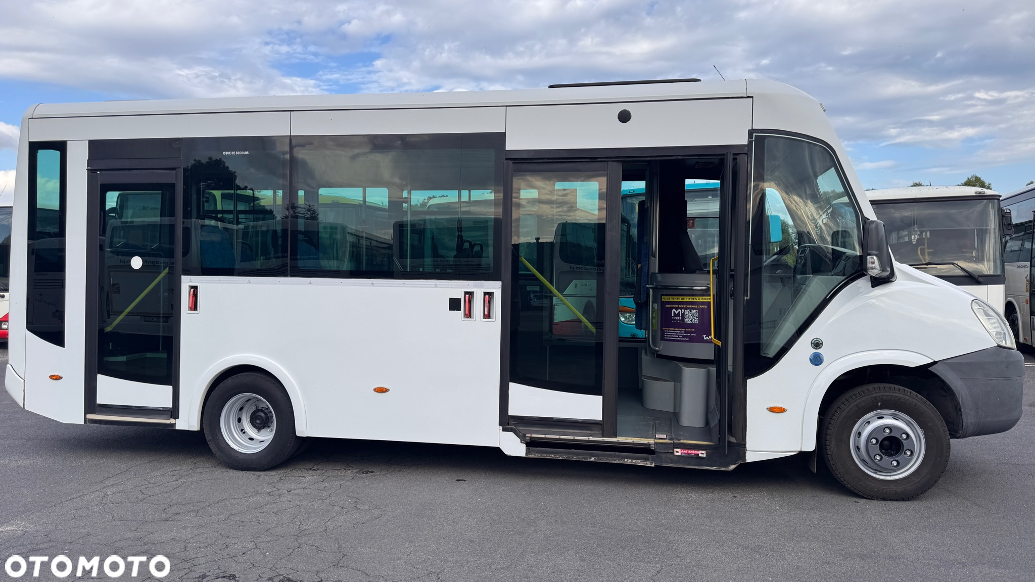 Irisbus Cytios 4/ miejski niskowejściowy/ Klimatyzacja /Cena:83000 zł netto - 6
