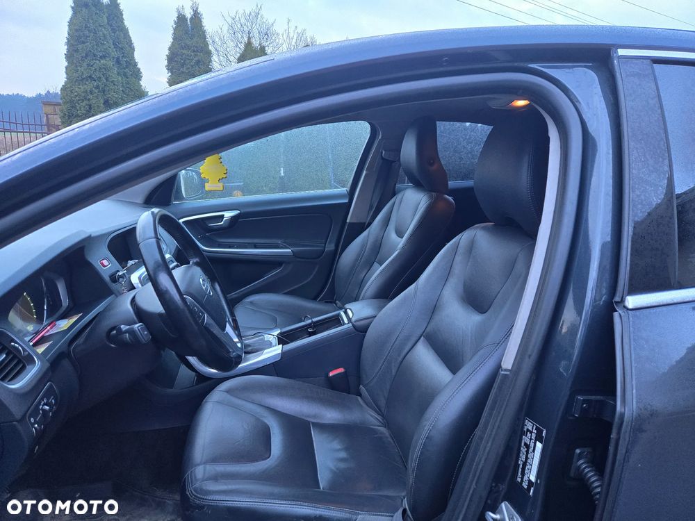 Volvo S60 T5 AWD Summum - 12