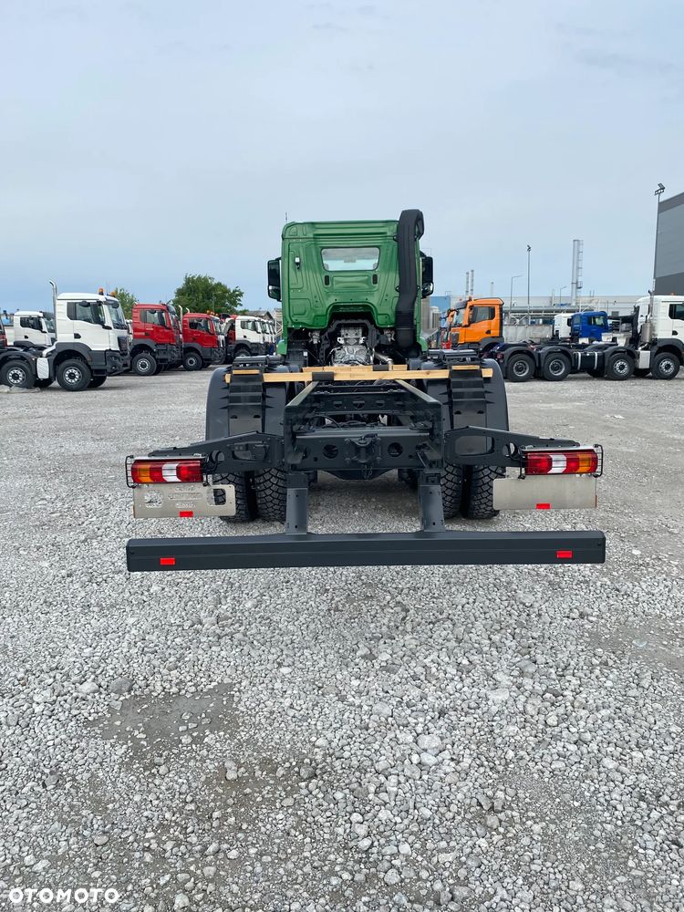Mercedes-Benz Arocs 3348 A 6x6 - 13
