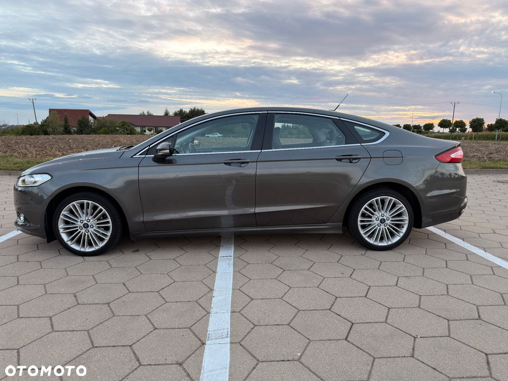 Ford Fusion - 1