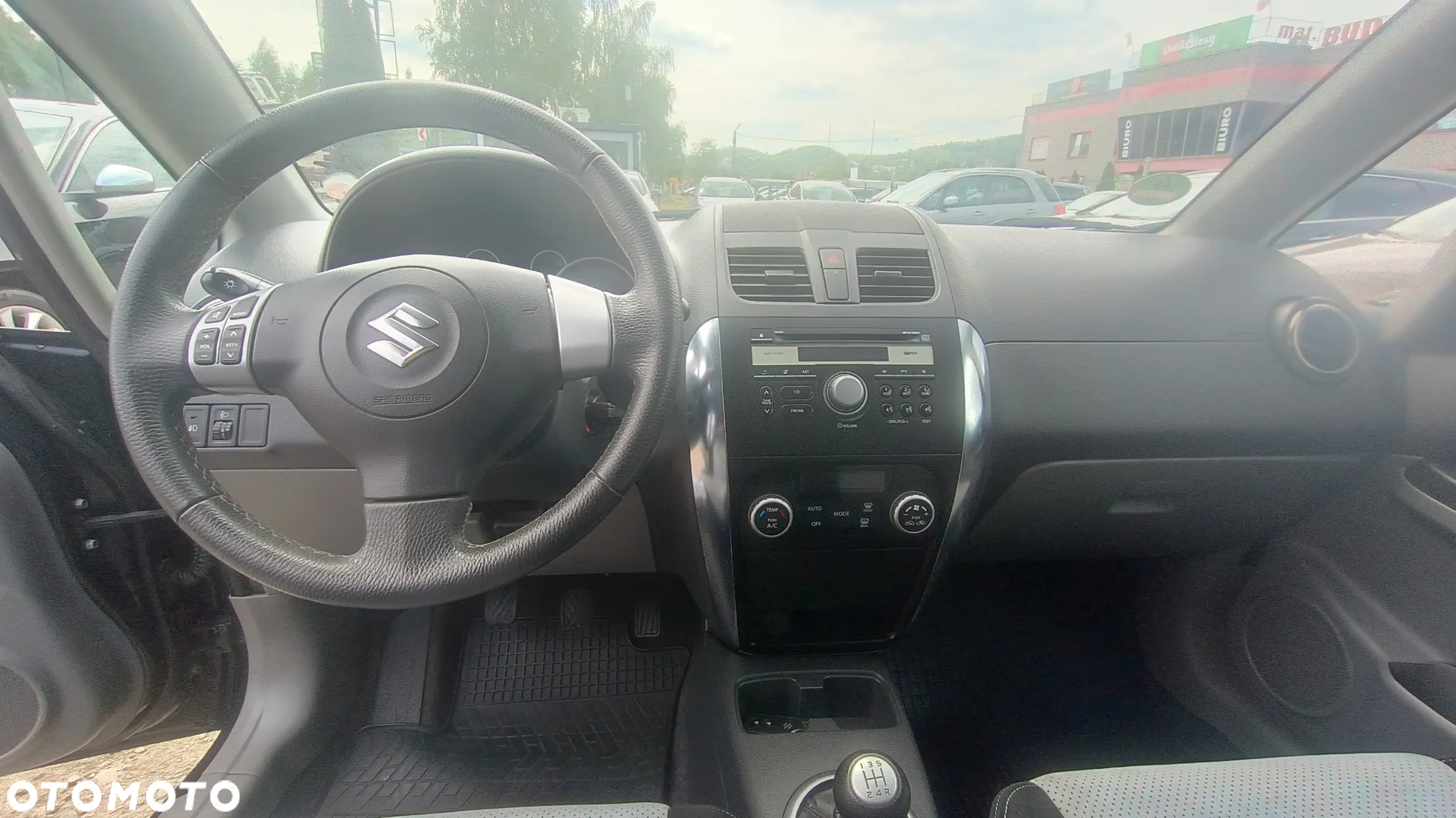 Suzuki SX4 1.6 Comfort Plus - 14