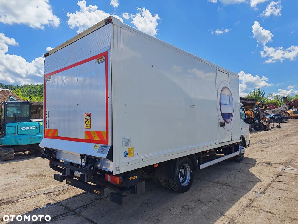 Mitsubishi Fuso - 4