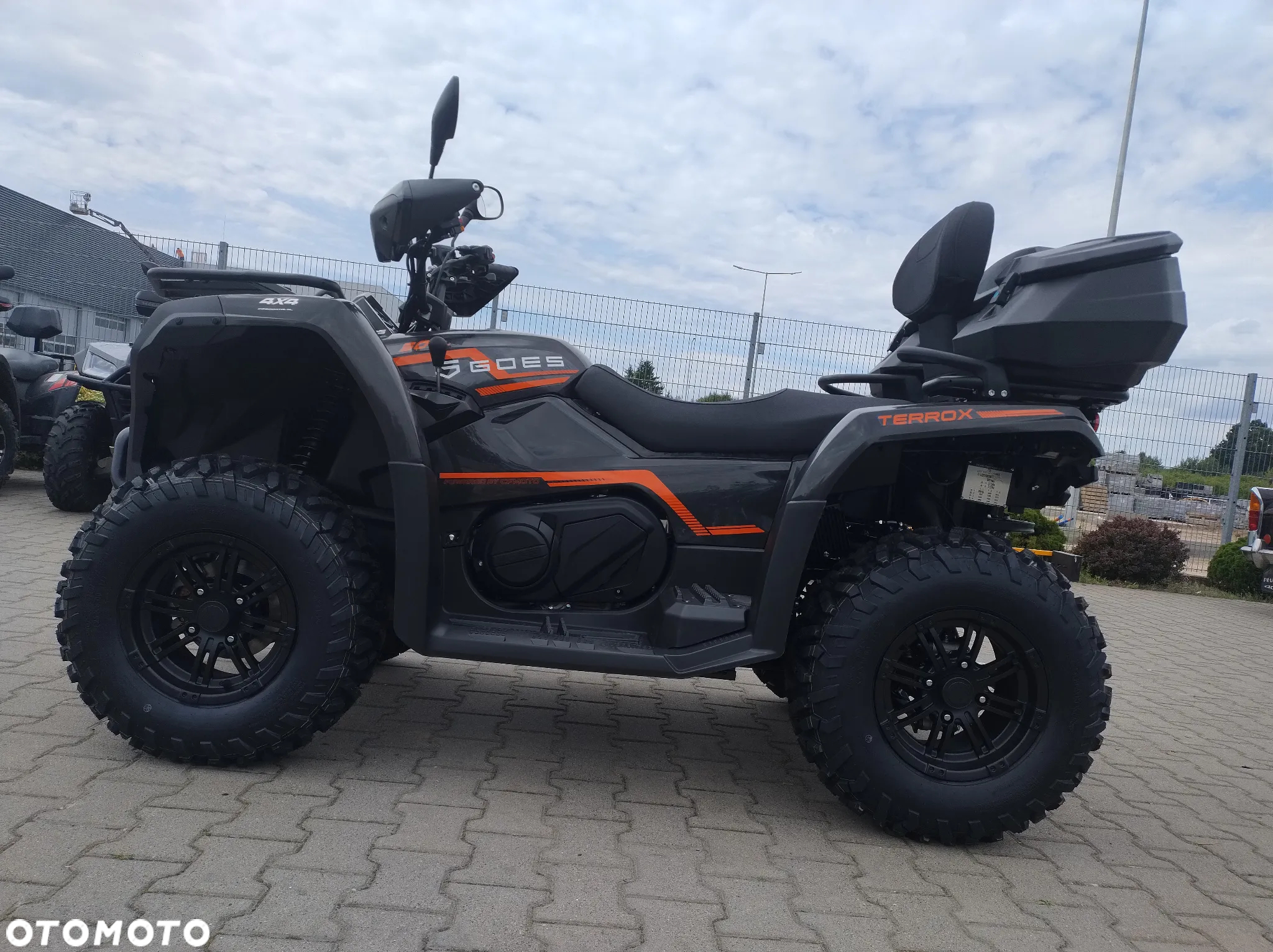 CFMoto CForce - 31