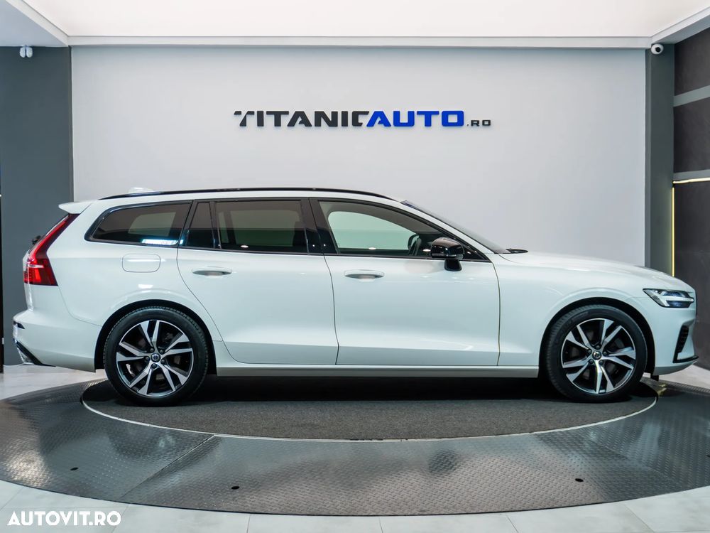 Volvo V60 T6 AWD Recharge Geartronic RDesign - 5