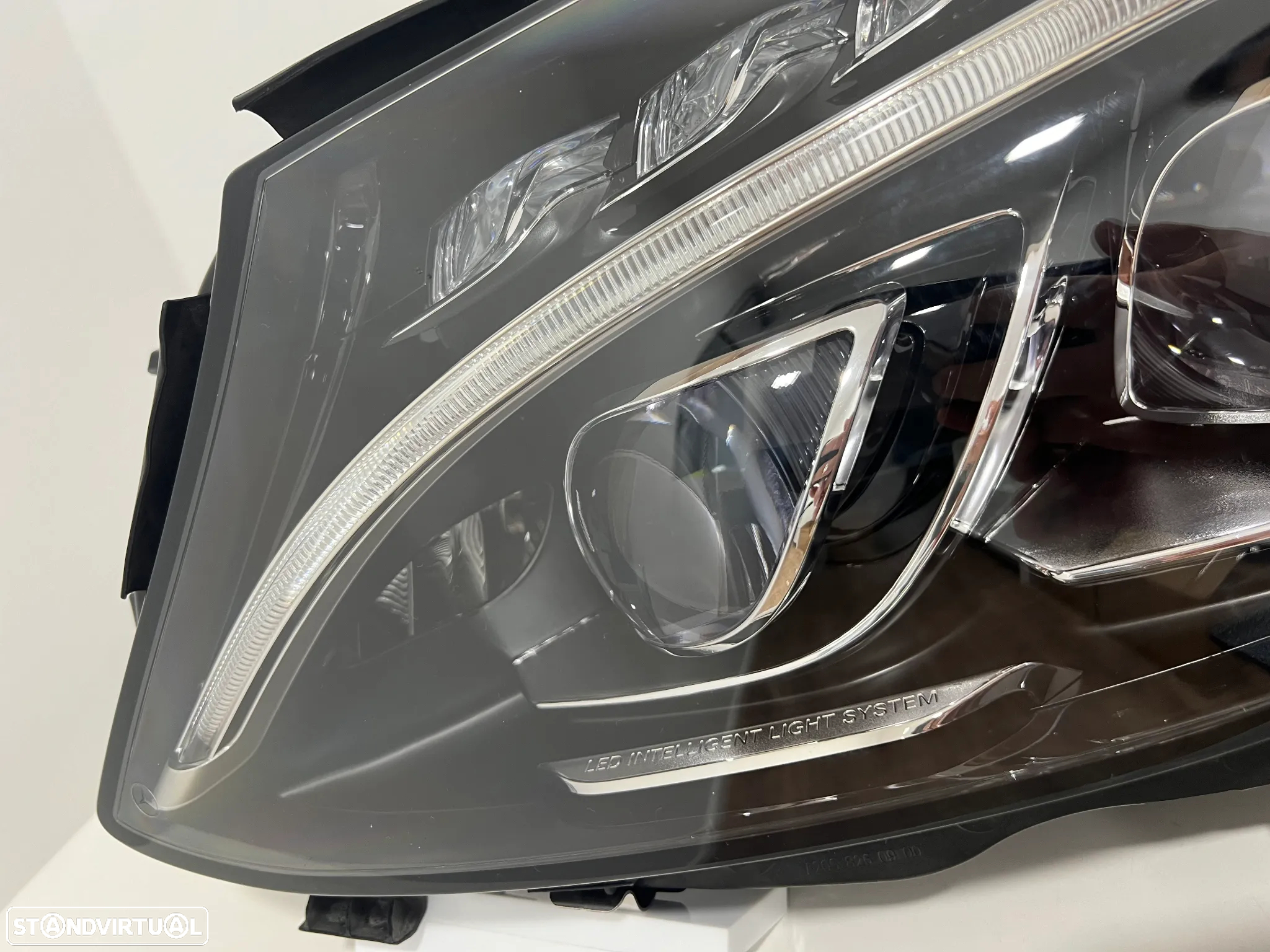 Farol Otica Original Mercedes Classe C W205 Led lado Esquerdo - 2