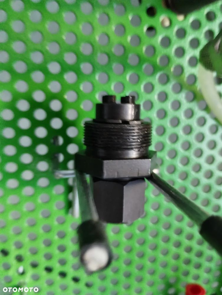 EPS 100 próbnik Bosch test wtryskiwacza - piezo odpowietrzania - 16