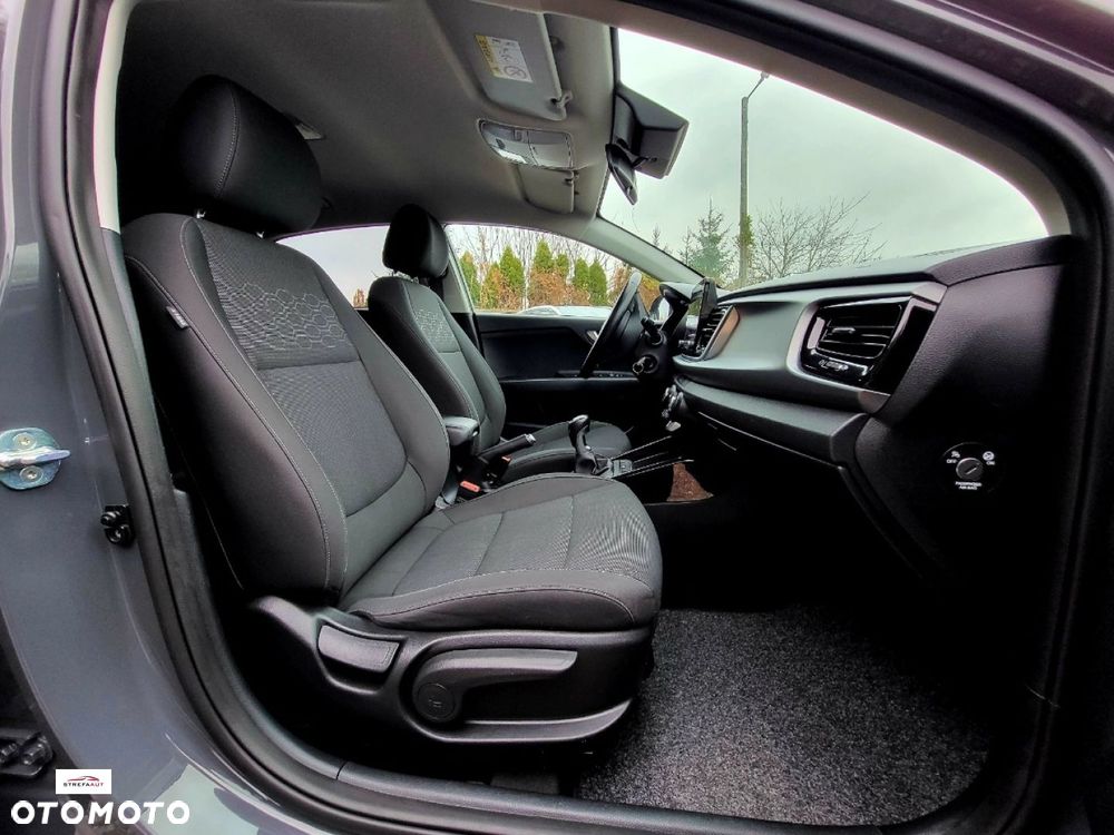 Kia Rio - 7
